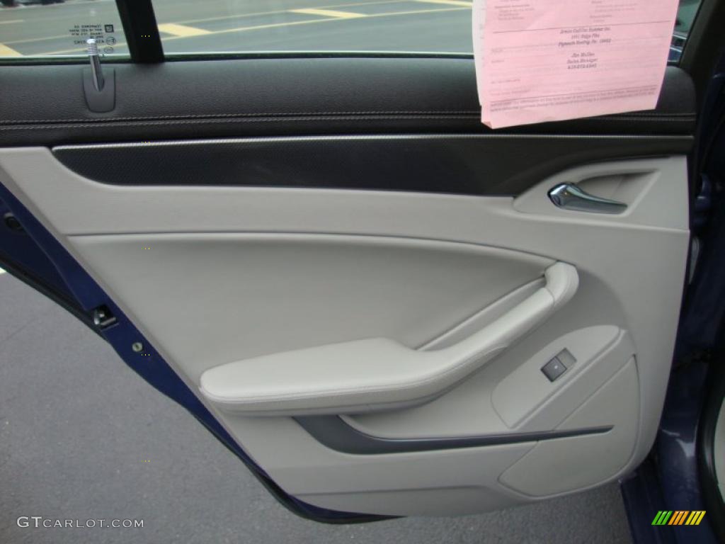 2009 Cadillac CTS Sedan Light Titanium/Ebony Door Panel Photo #44913692