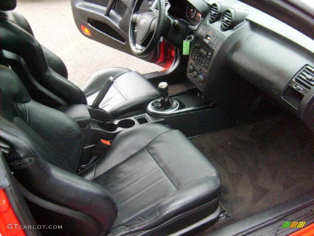 Black Interior 2003 Hyundai Tiburon GT V6 Photo #44913764