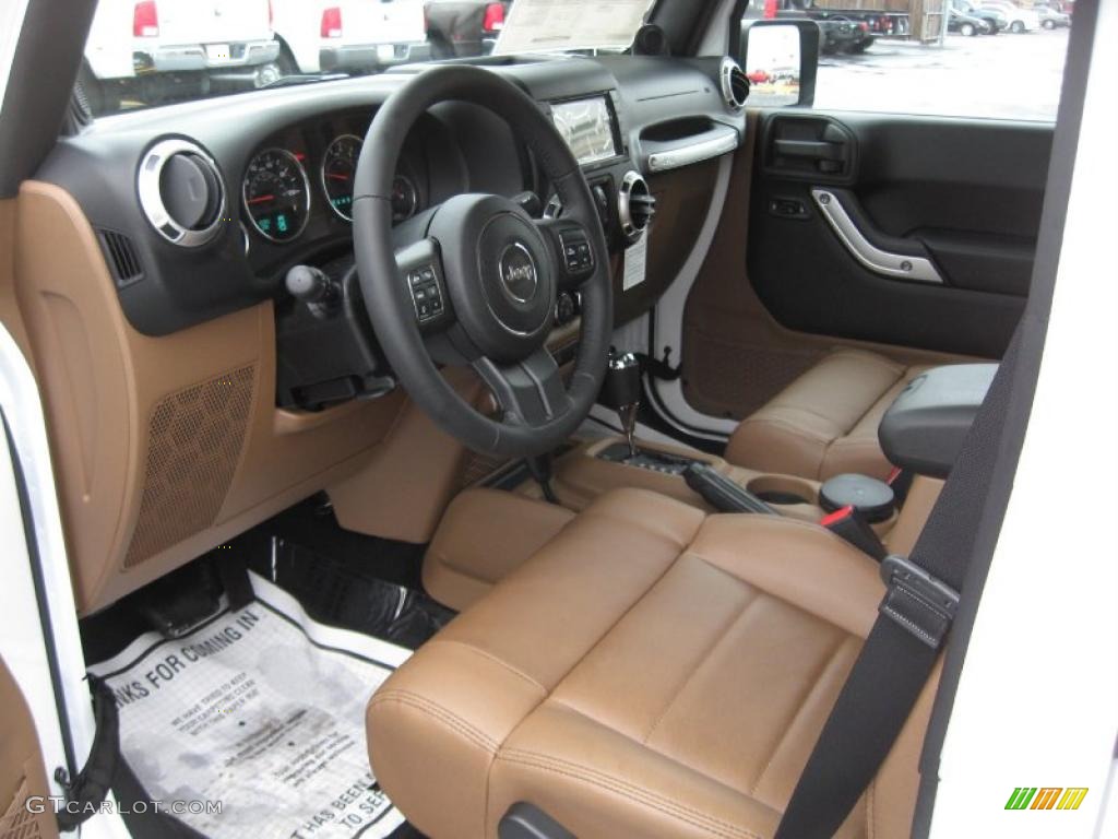 Black/Dark Saddle Interior 2011 Jeep Wrangler Unlimited Sahara 4x4 Photo #44914636