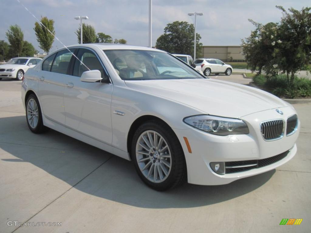 Alpine White 2011 BMW 5 Series 535i Sedan Exterior Photo #44914772