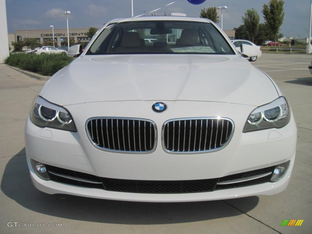 Alpine White 2011 BMW 5 Series 535i Sedan Exterior Photo #44914808