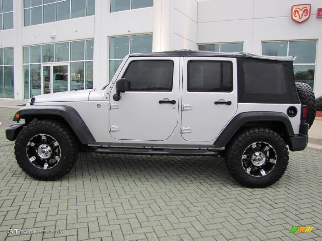 2010 Jeep Wrangler Unlimited Sport 4x4 Custom Wheels Photo #44917664