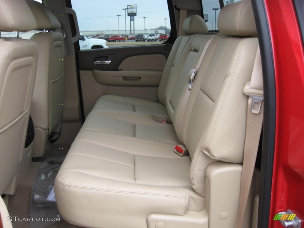 Dark Cashmere/Light Cashmere Interior 2011 Chevrolet Silverado 2500HD LTZ Crew Cab 4x4 Photo #44918084