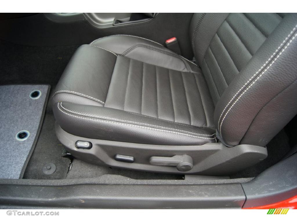 2011 Mustang GT Premium Coupe - Race Red / Charcoal Black photo #19