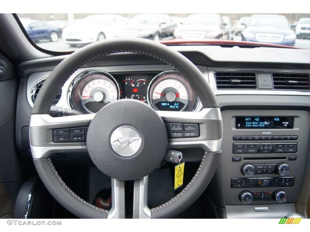 2011 Ford Mustang GT Premium Coupe Charcoal Black Dashboard Photo #44919228