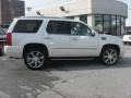 White Diamond - Escalade AWD Photo No. 5