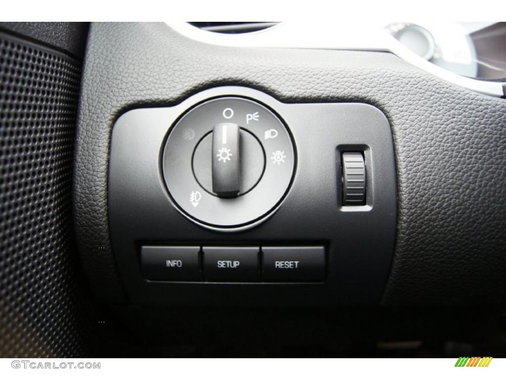 2011 Mustang GT Premium Convertible - Ingot Silver Metallic / Charcoal Black photo #34