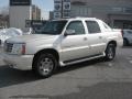 2005 White Diamond Cadillac Escalade EXT AWD  photo #2