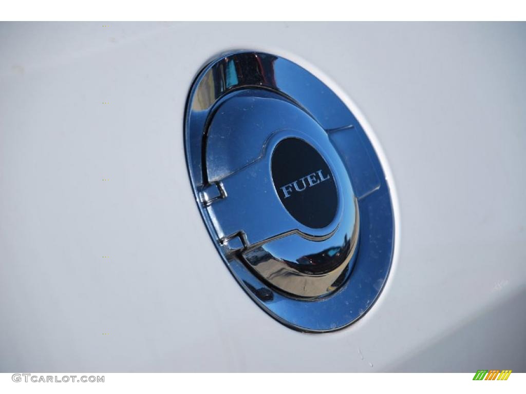 2011 Challenger SRT8 392 Inaugural Edition - Bright White / Pearl White/Blue photo #19