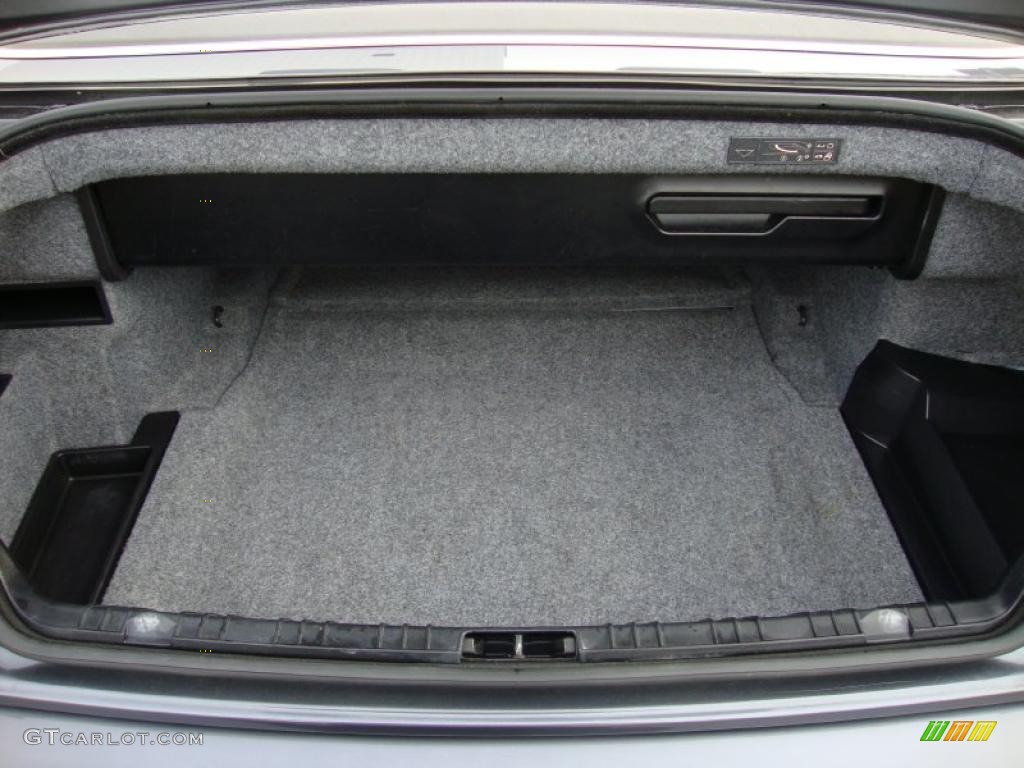 2003 BMW 3 Series 330i Convertible Trunk Photo #44926329
