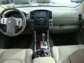 2008 Super Black Nissan Pathfinder LE 4x4  photo #28