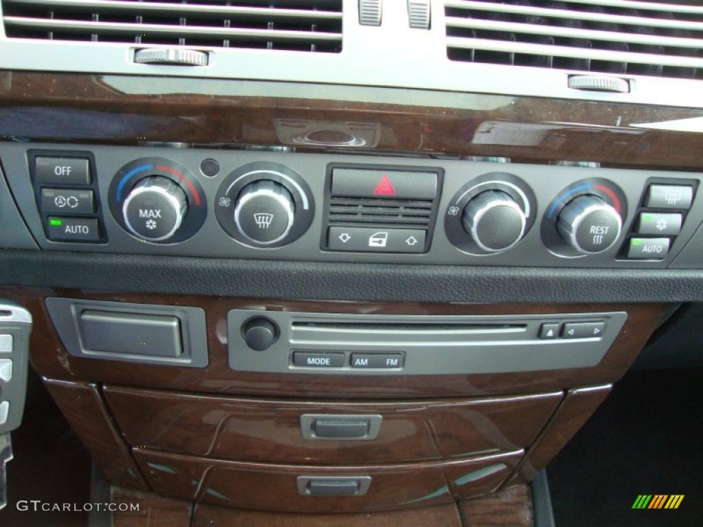 2007 BMW 7 Series 750Li Sedan Controls Photo #44929853