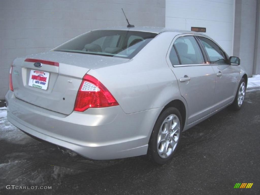 2010 Fusion SE - Smokestone Metallic / Medium Light Stone photo #5