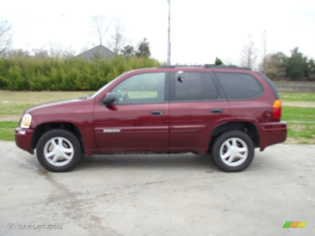 2004 Envoy SLE - Monterey Maroon Metallic / Medium Pewter photo #1