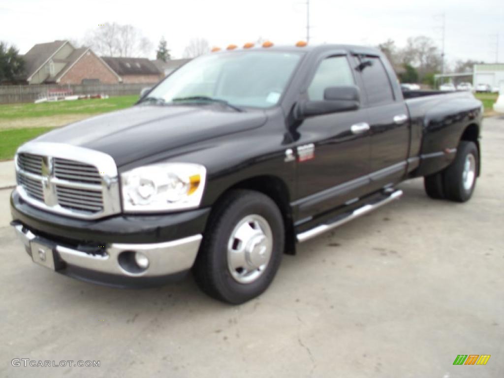 2007 Ram 3500 SLT Quad Cab Dually - Brilliant Black Crystal Pearl / Medium Slate Gray photo #2