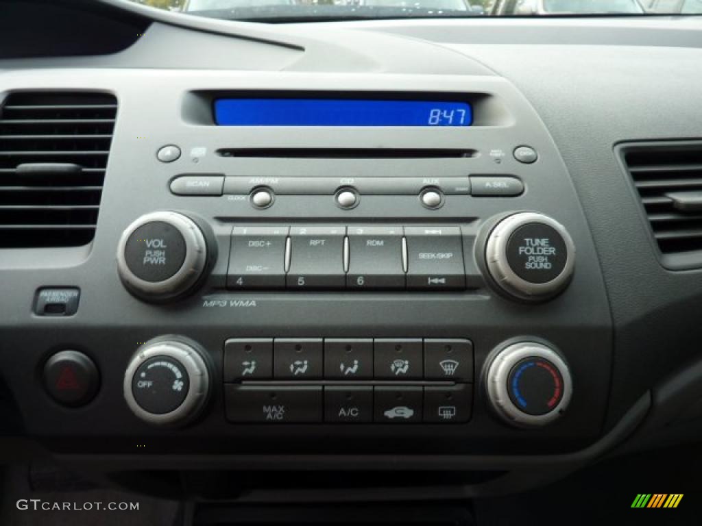 2009 Honda Civic DX-VP Sedan Controls Photo #44935645