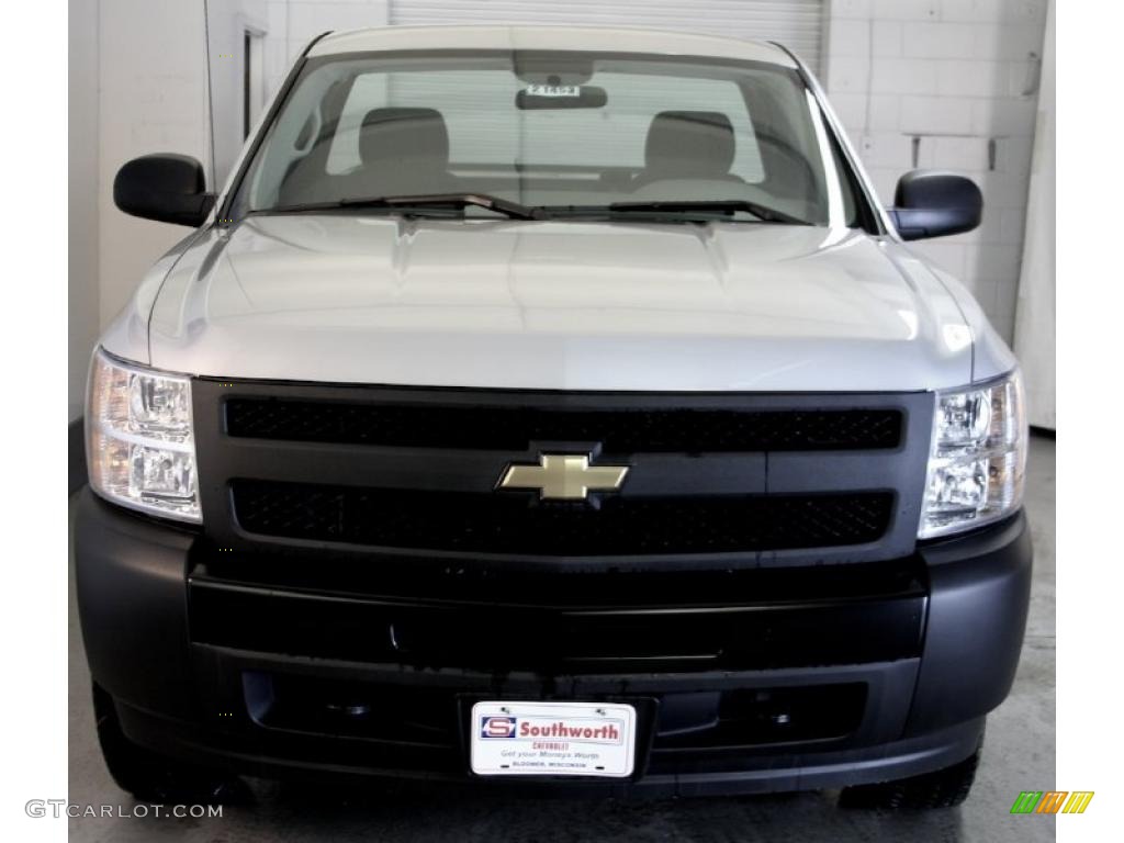 2011 Silverado 1500 Regular Cab 4x4 - Sheer Silver Metallic / Dark Titanium photo #3