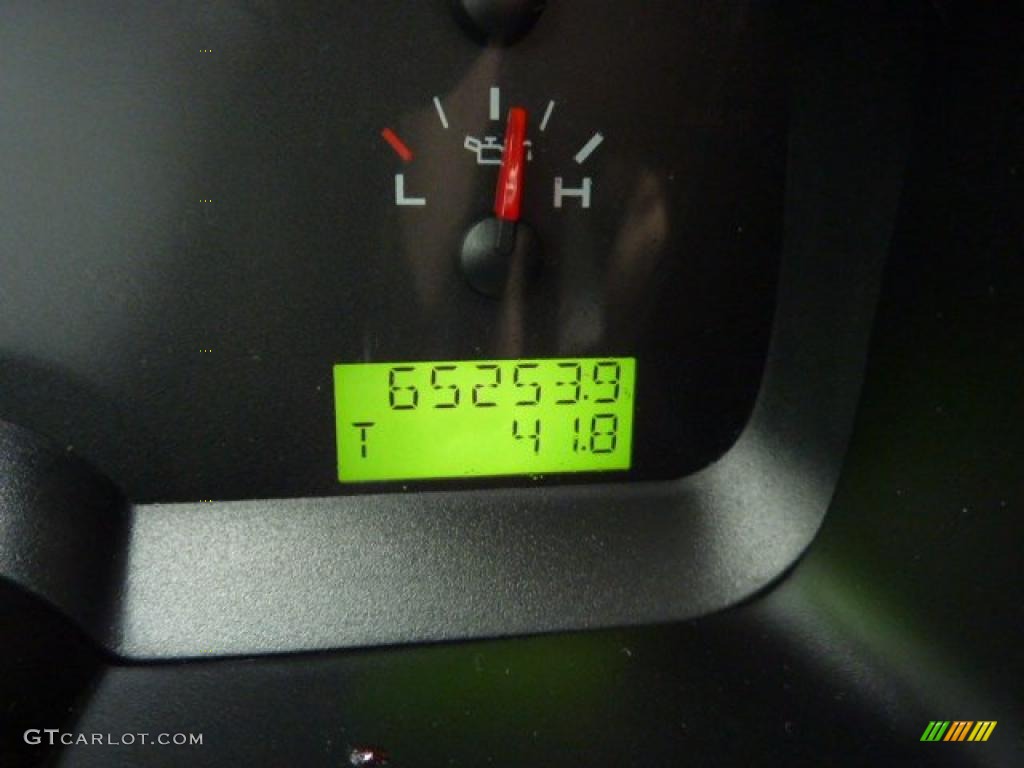 2005 F150 STX SuperCab 4x4 - Bright Red / Medium Flint Grey photo #15
