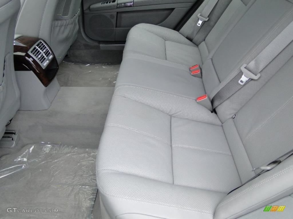 2007 S 550 Sedan - Alabaster White / Grey/Dark Grey photo #32