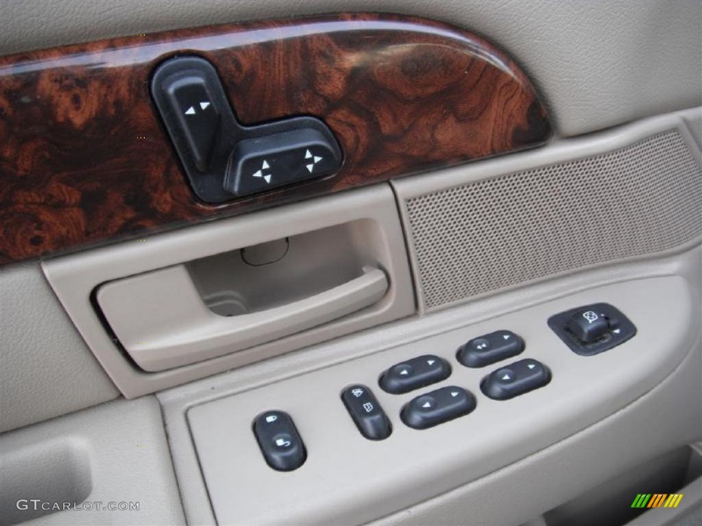 2004 Grand Marquis GS - Spruce Green Metallic / Medium Parchment photo #17