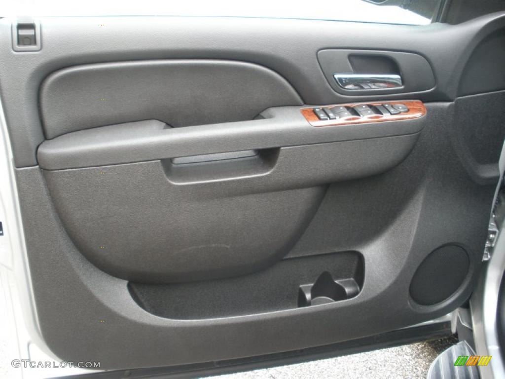2010 Chevrolet Suburban LT Ebony Door Panel Photo #44941413
