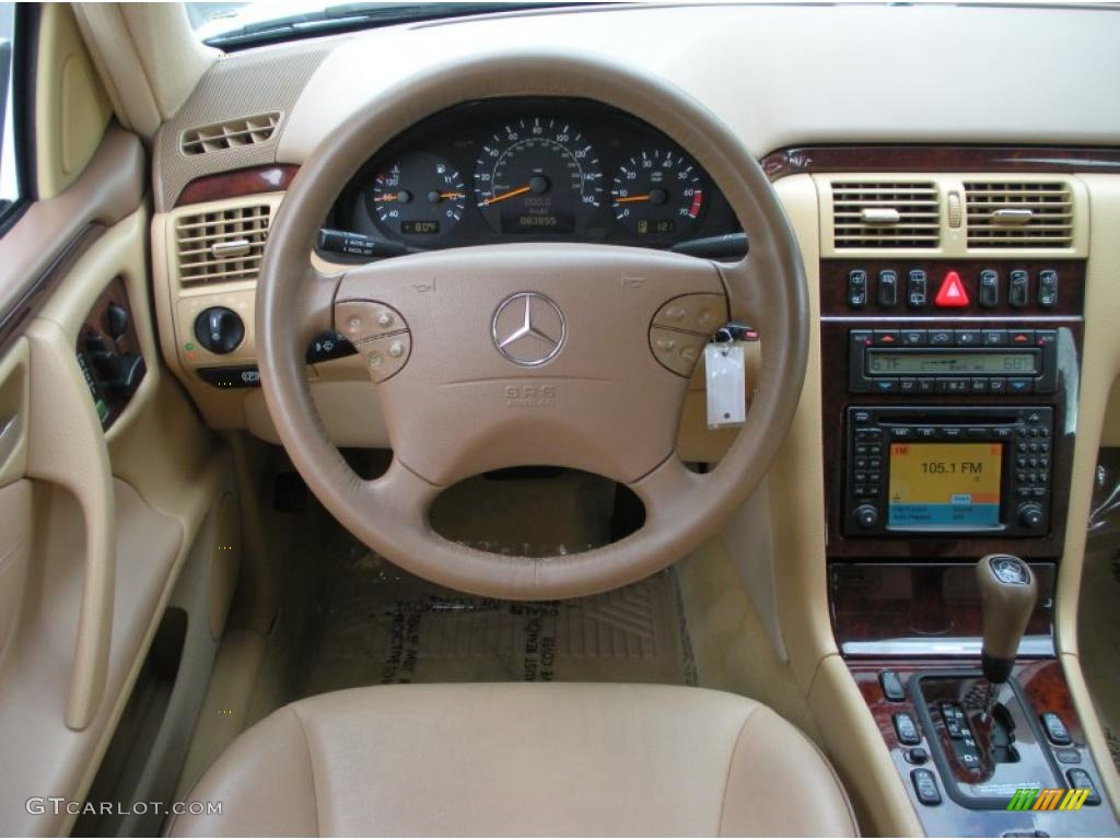 2000 Mercedes-Benz E 320 4Matic Wagon Java Steering Wheel Photo #44944893