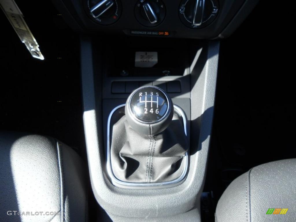 2011 Volkswagen Jetta TDI Sedan 6 Speed Manual Transmission Photo #44945223