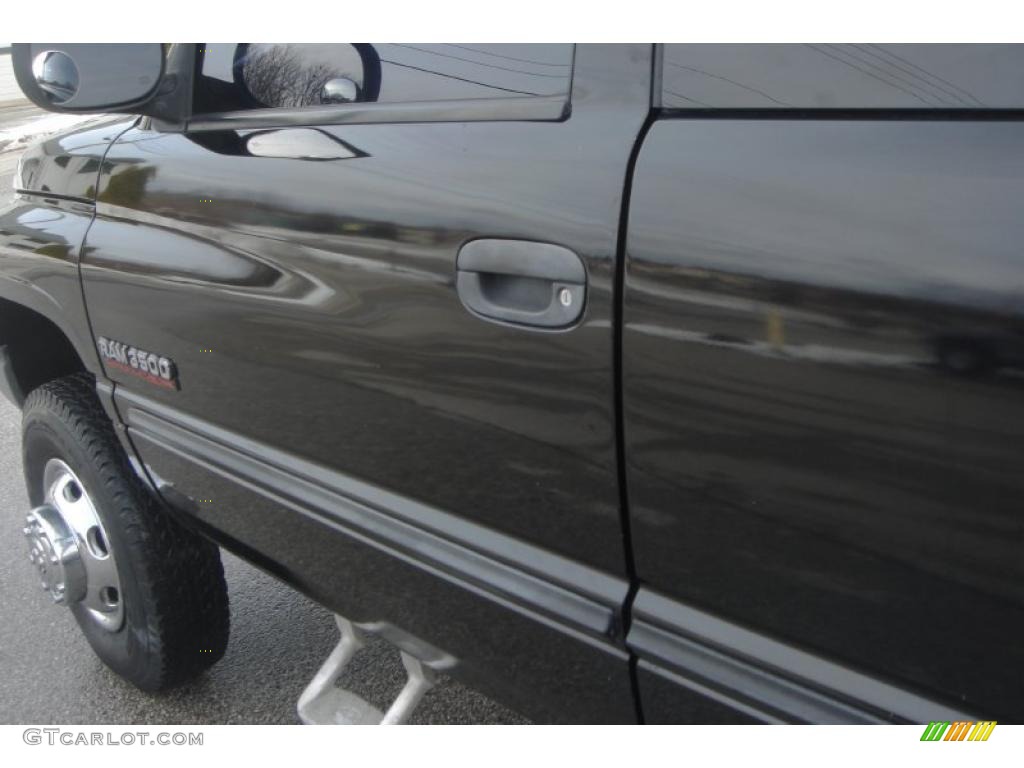 2000 Ram 3500 SLT Extended Cab 4x4 Dually - Black / Mist Gray photo #16