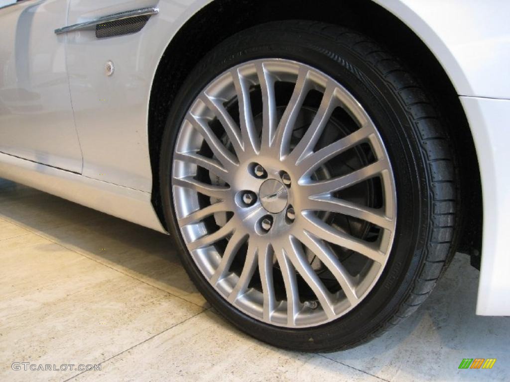 2011 Aston Martin DB9 Volante Wheel Photos