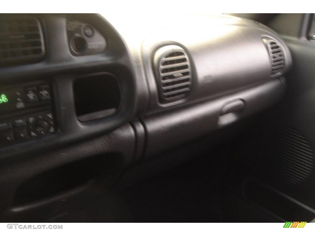 2000 Ram 3500 SLT Extended Cab 4x4 Dually - Black / Mist Gray photo #44