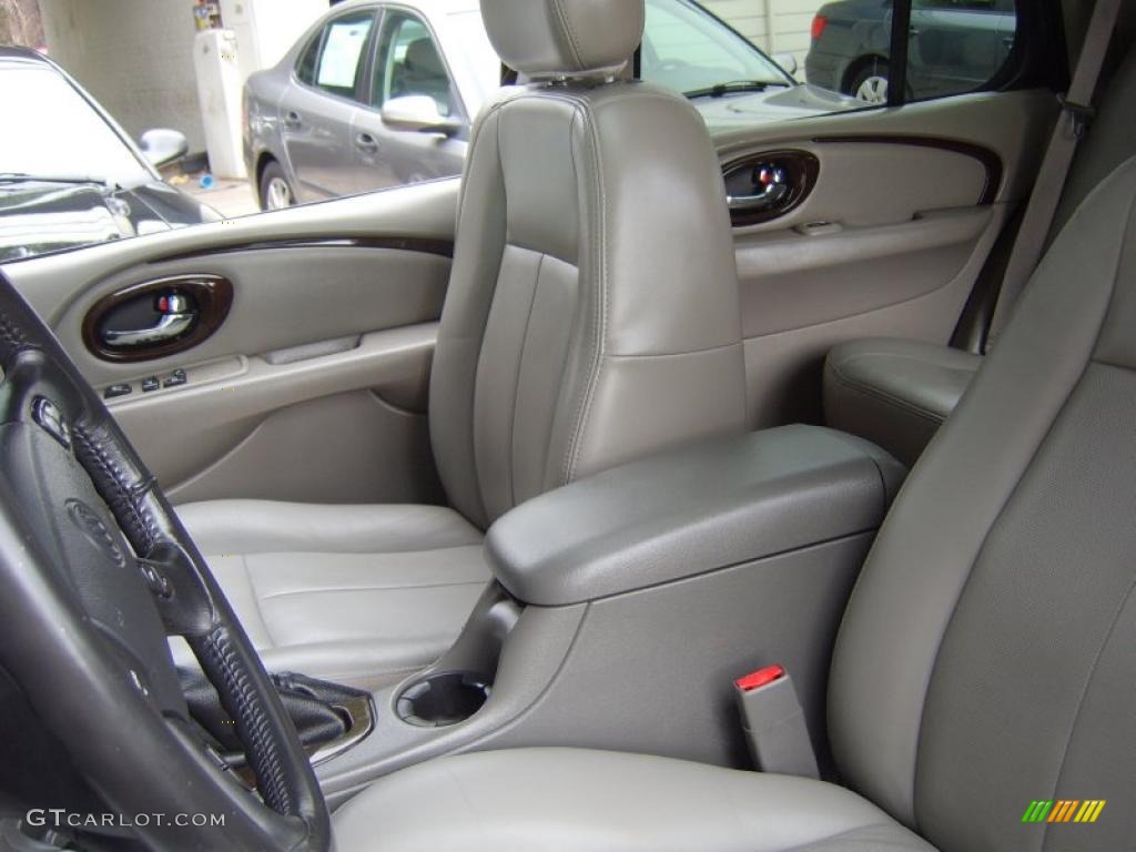 Medium Pewter Interior 2004 Buick Rainier CXL AWD Photo #44947269