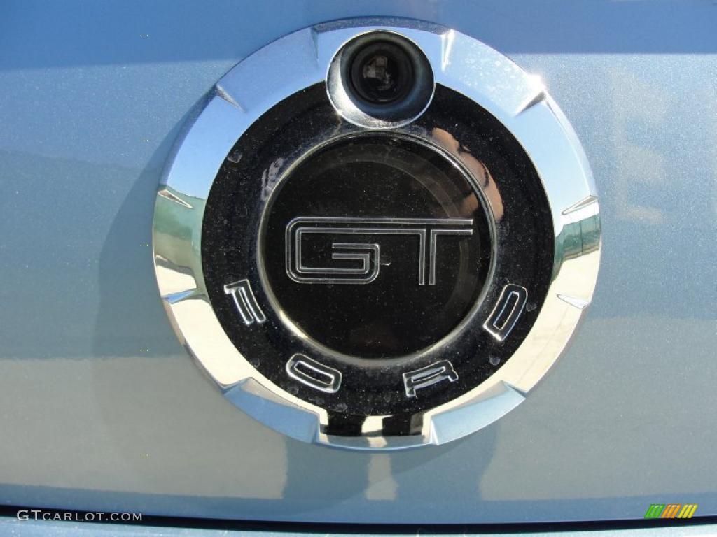 2006 Mustang GT Premium Coupe - Windveil Blue Metallic / Light Graphite photo #22