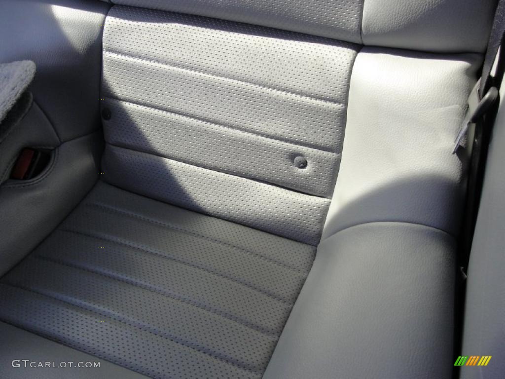 2006 Mustang GT Premium Coupe - Windveil Blue Metallic / Light Graphite photo #34