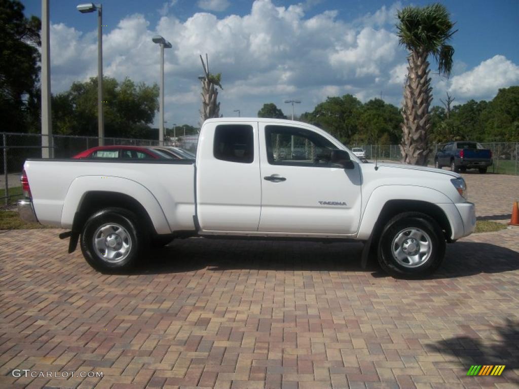 Super White Toyota Tacoma