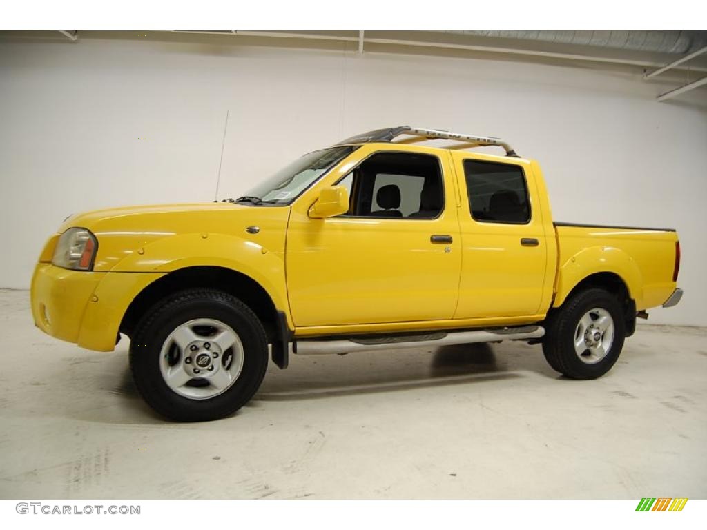 2002 Frontier SE Crew Cab - Solar Yellow / Charcoal photo #10
