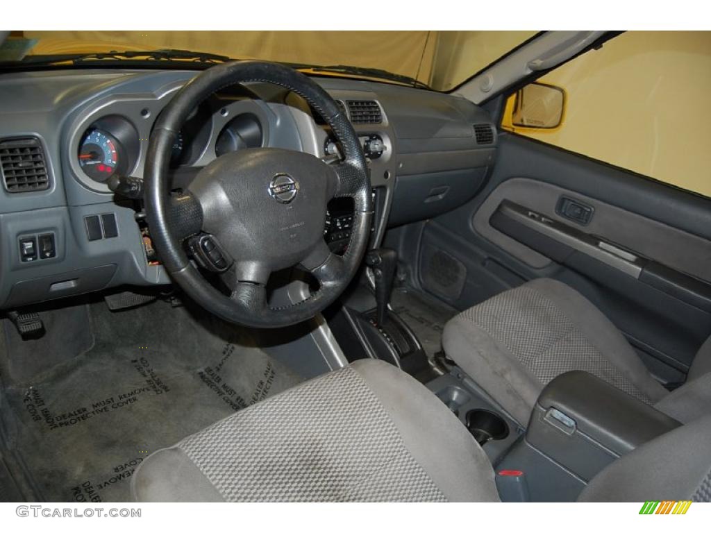 Charcoal Interior 2002 Nissan Frontier SE Crew Cab Photo #44951394