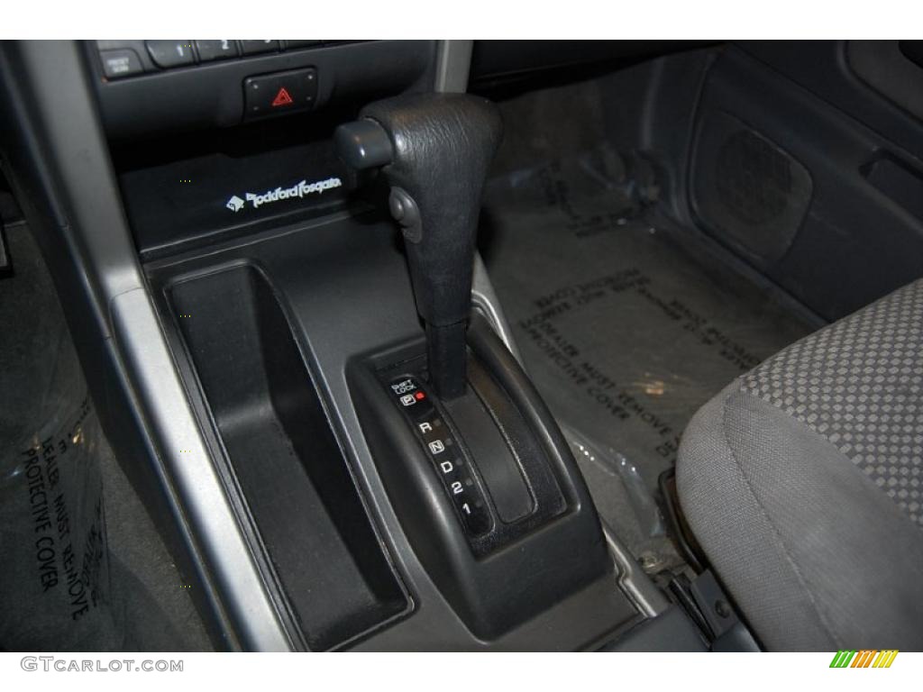 2002 Nissan Frontier SE Crew Cab Transmission Photos