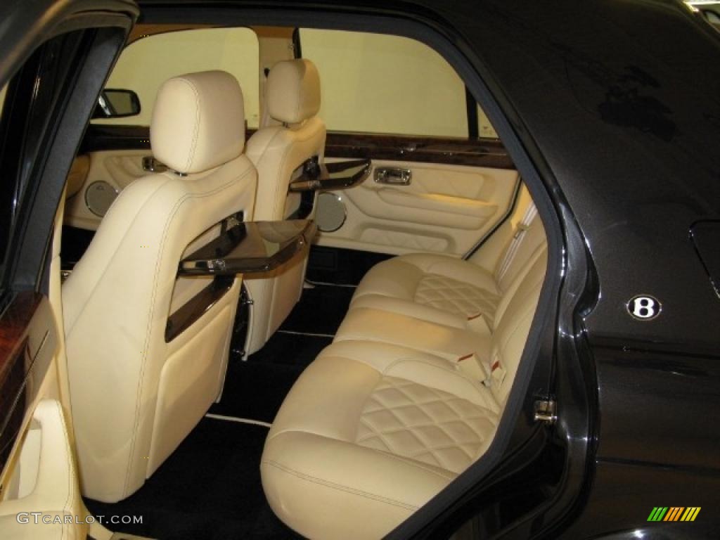 Magnolia Interior 2009 Bentley Arnage Final Series Photo #44959006