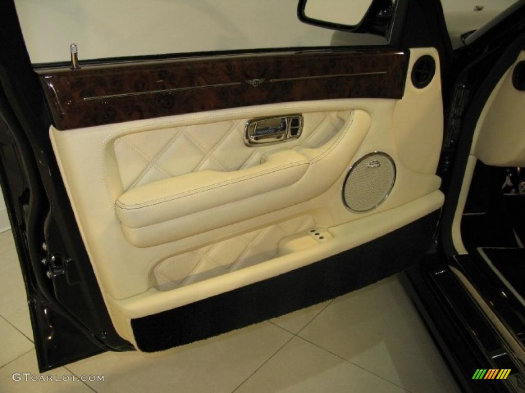 2009 Bentley Arnage Final Series Magnolia Door Panel Photo #44959149