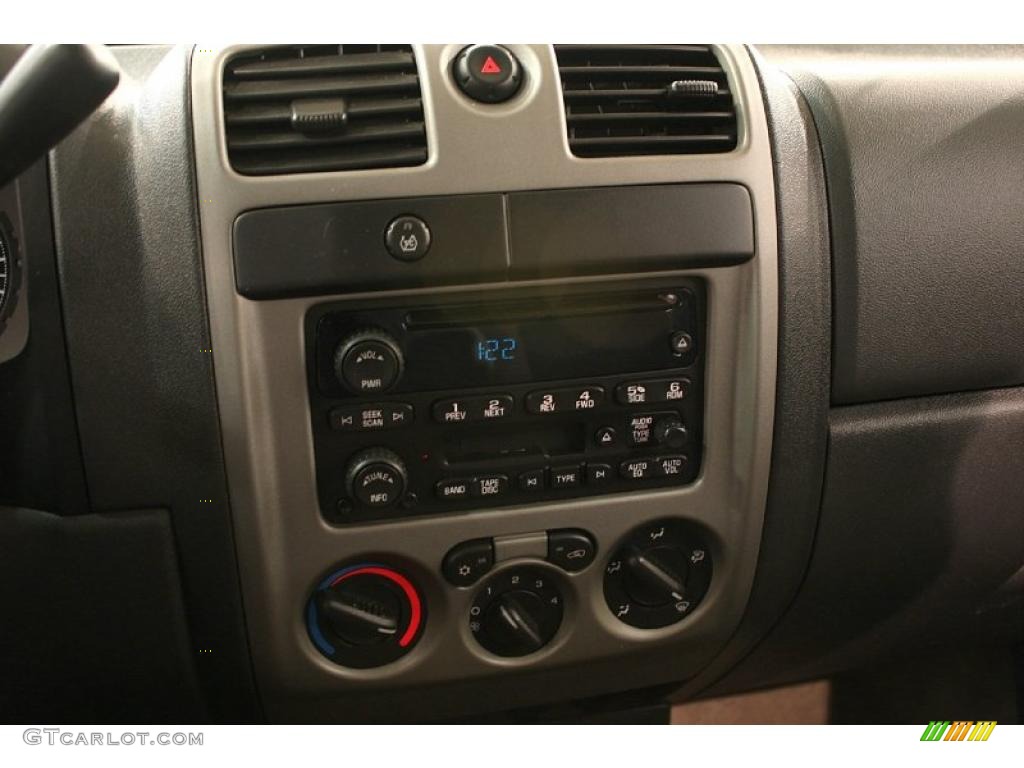 2005 GMC Canyon SL Extended Cab Controls Photos