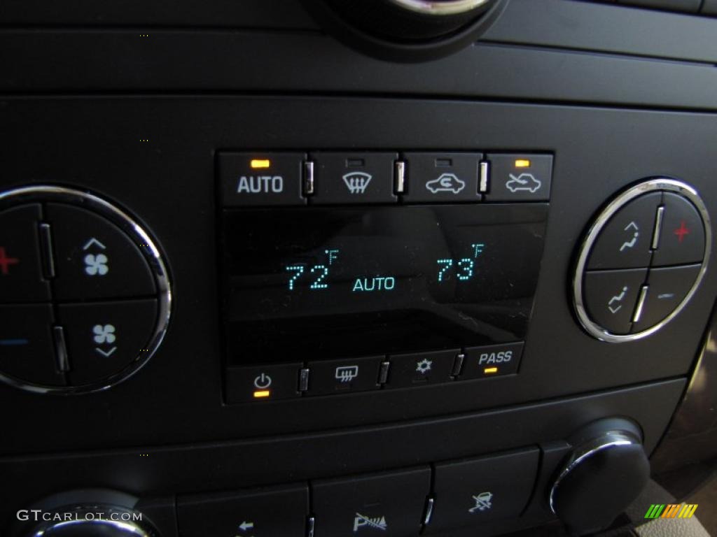 2011 GMC Sierra 1500 Denali Crew Cab 4x4 Controls Photo #44961267