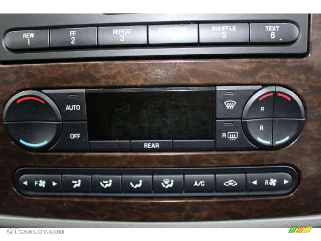 2006 Mercury Monterey Luxury Controls Photo #44963477