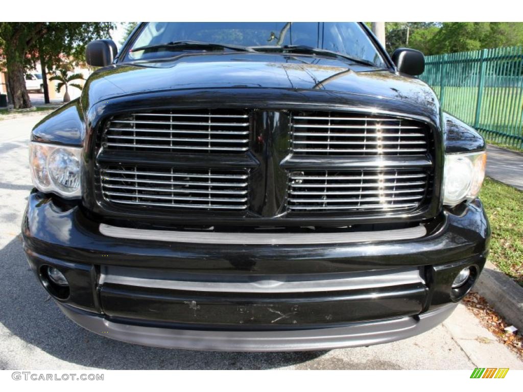 2002 Ram 1500 SLT Plus Quad Cab 4x4 - Black / Dark Slate Gray photo #17