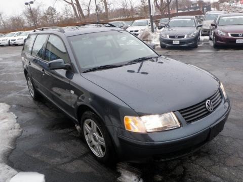 2000 Volkswagen Passat GLX V6 AWD Wagon Data, Info and Specs