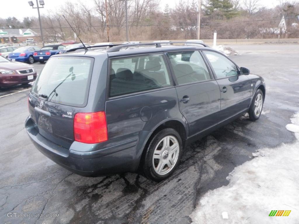 2000 Passat GLX V6 AWD Wagon - Blue Anthracite Metallic / Black photo #6