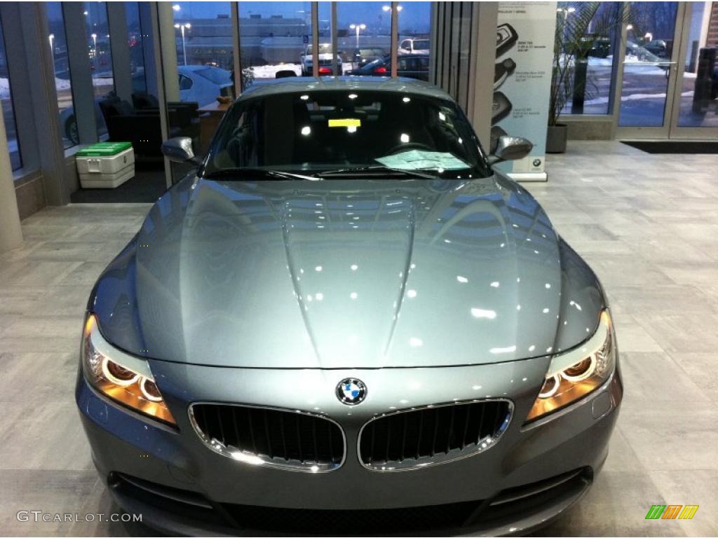 2009 Z4 sDrive30i Roadster - Space Gray Metallic / Black photo #2