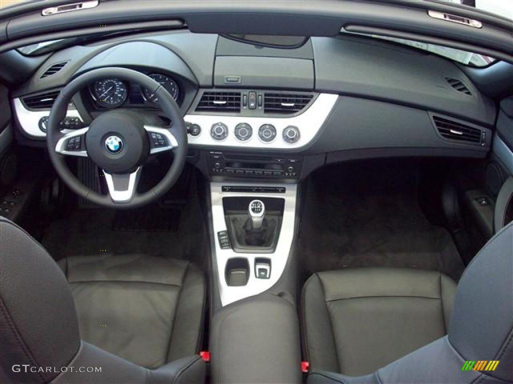 2009 BMW Z4 sDrive30i Roadster Black Dashboard Photo #44967061