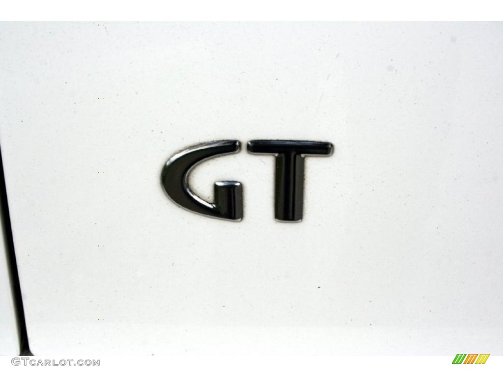 2003 Chrysler PT Cruiser GT Marks and Logos Photos