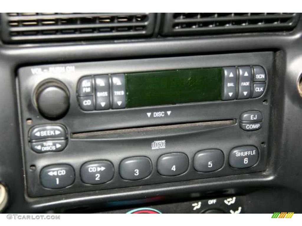 2001 Ford Ranger XLT Regular Cab Controls Photo #44970749