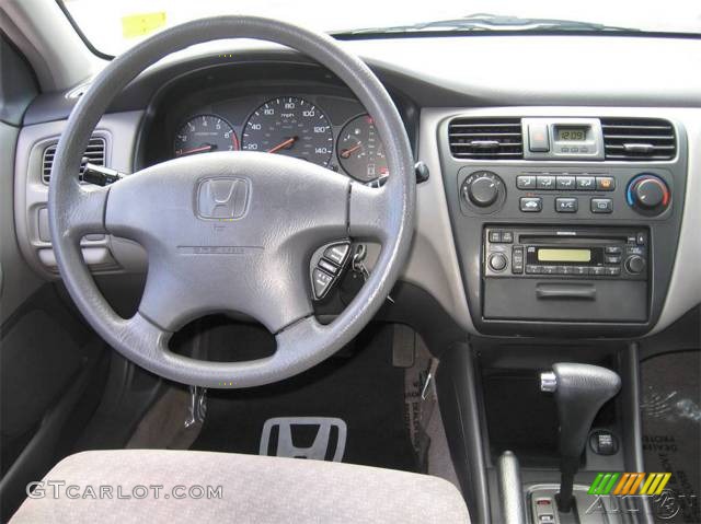 2001 Accord LX Sedan - Satin Silver Metallic / Quartz Gray photo #24
